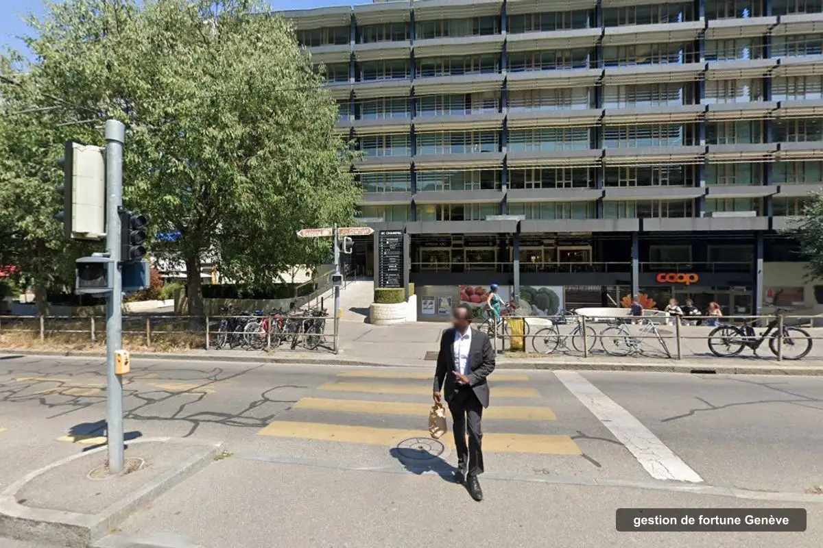 Immeuble des bureaux de Crescendo Capital, avenue de Champel 8C à Genève