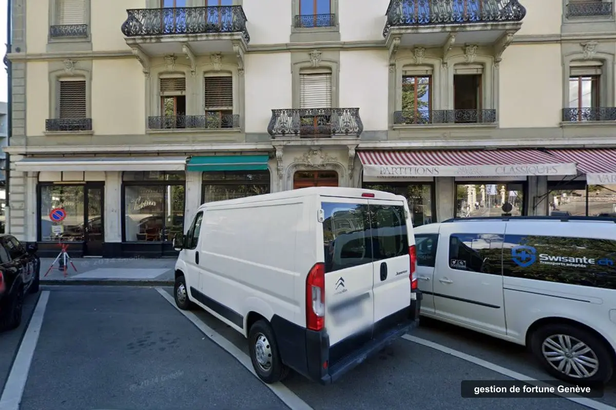 Building of Emeraude Suisse Capital's offices, rue du Conseil-Général 4, Genève
