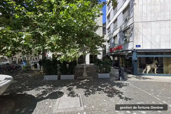 Immeuble des bureaux de Genève Invest, place Ruth-Bösiger 6 à Genève
