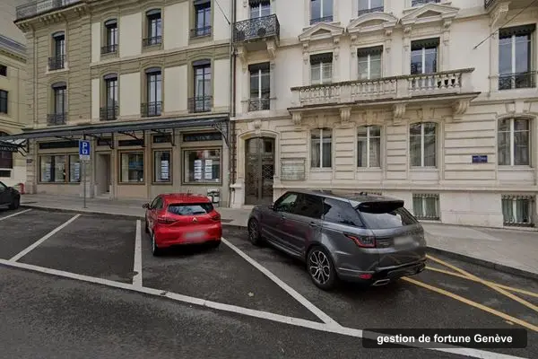 Immeuble des bureaux de Hyposwiss Advisors, Boulevard du Théâtre 10 à Genève