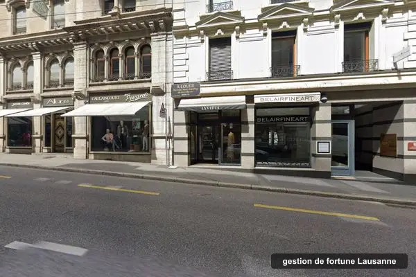 Immeuble des bureaux de Saphir Invest, Rue du Grand-Chêne 6 à Lausanne