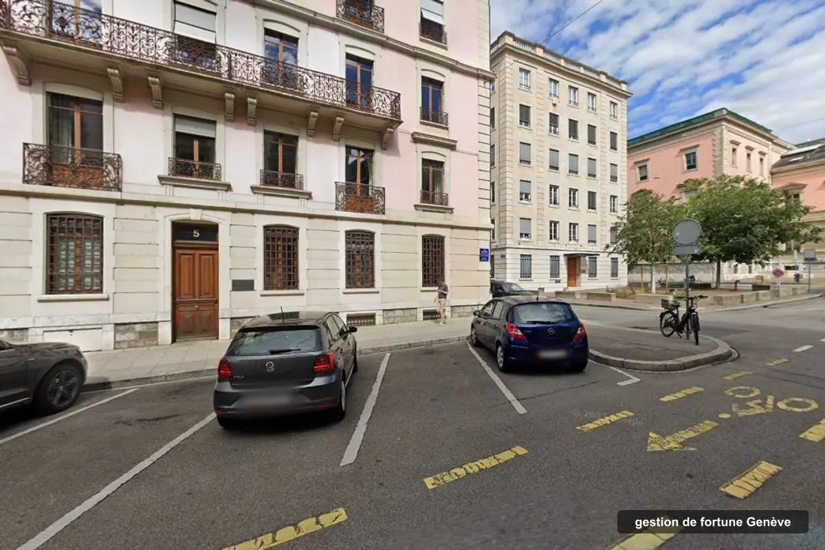 Immeuble des bureaux de Stanhope Capital (Switzerland), square de l'Académie 5 à Genève